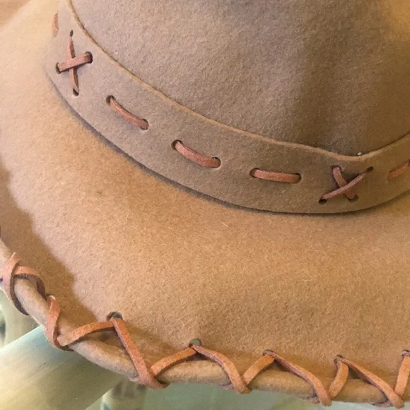 “Scala Collection” Stylish Tan Hat - Picture 2 of 11